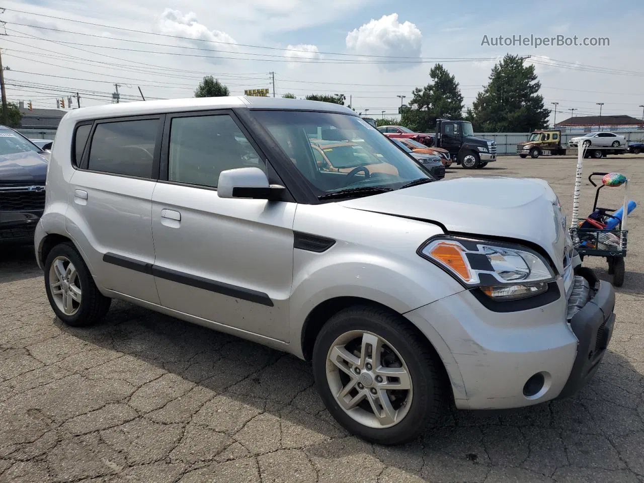 2010 Kia Soul + Серебряный vin: KNDJT2A26A7702968