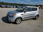 2010 Kia Soul + Silver vin: KNDJT2A26A7704073