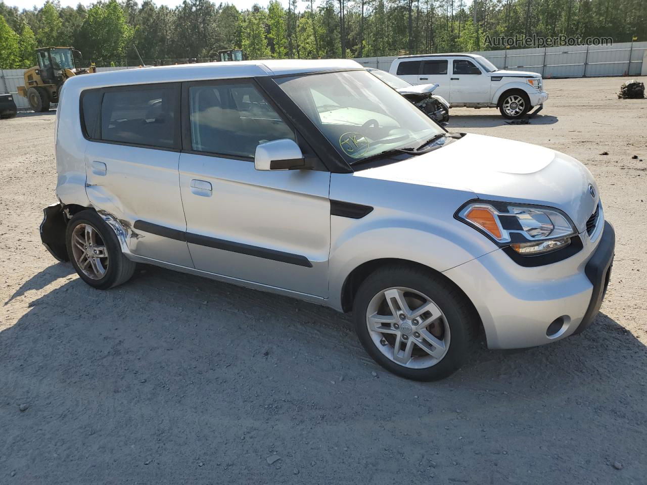 2010 Kia Soul + Silver vin: KNDJT2A26A7704073