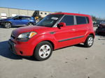 2010 Kia Soul + Red vin: KNDJT2A27A7036798