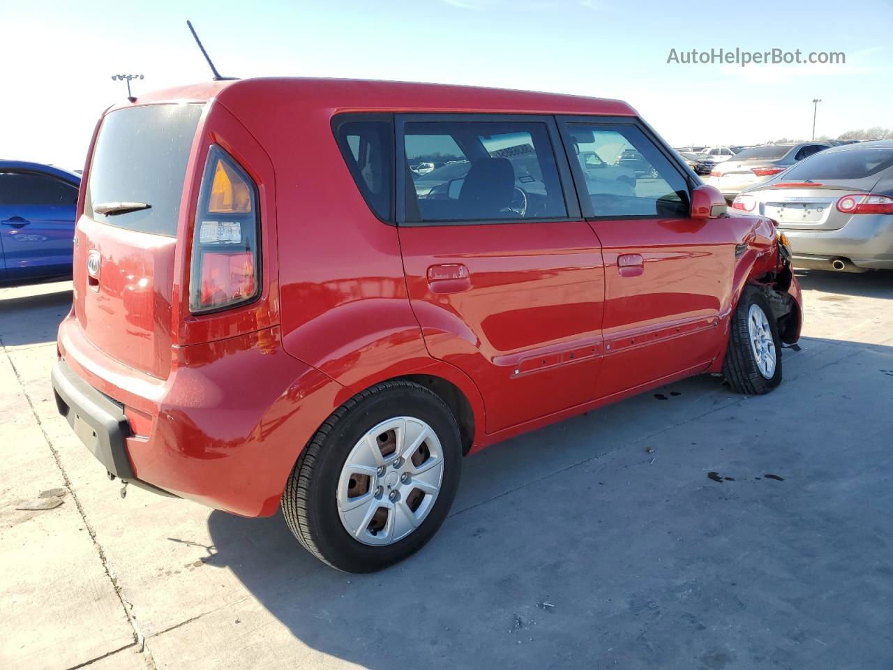 2010 Kia Soul + Red vin: KNDJT2A27A7036798