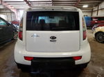 2010 Kia Soul + White vin: KNDJT2A27A7047378