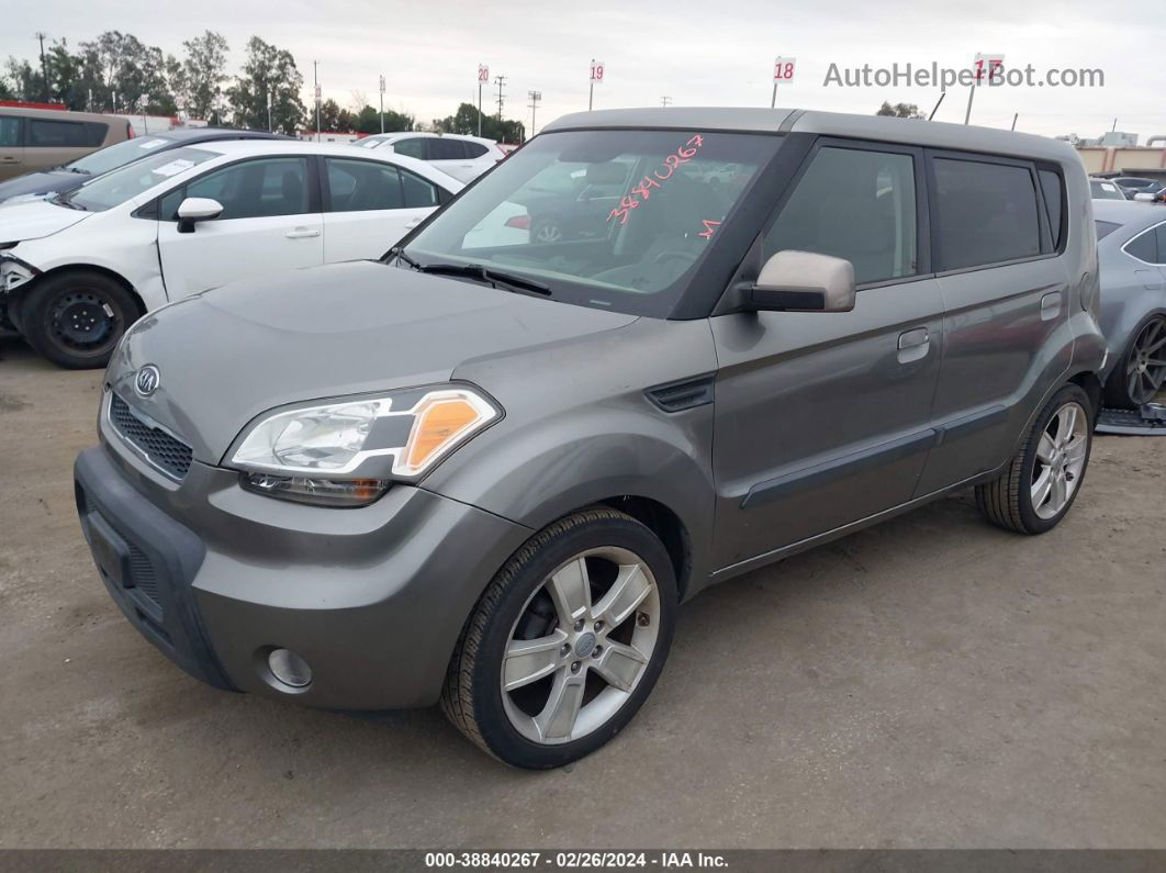 2010 Kia Soul ! Gray vin: KNDJT2A27A7089257