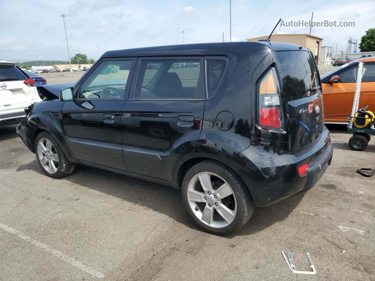 2010 Kia Soul + Black vin: KNDJT2A27A7103335