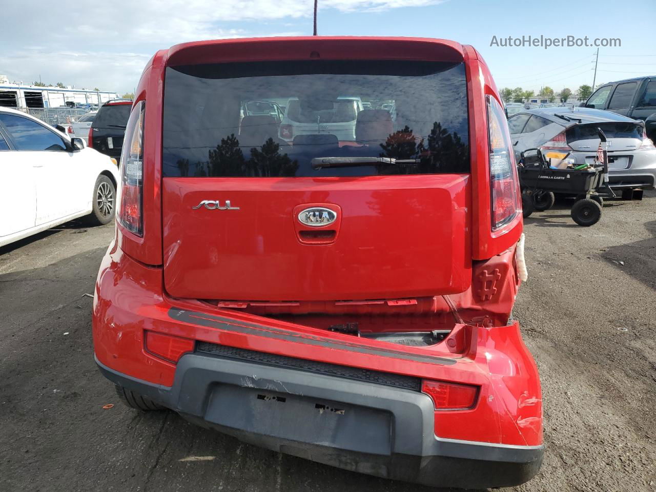 2010 Kia Soul + Red vin: KNDJT2A27A7123486