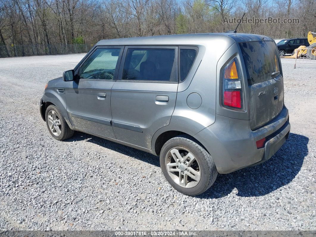 2010 Kia Soul + Gray vin: KNDJT2A27A7158335