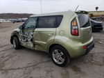 2010 Kia Soul + Green vin: KNDJT2A27A7161087