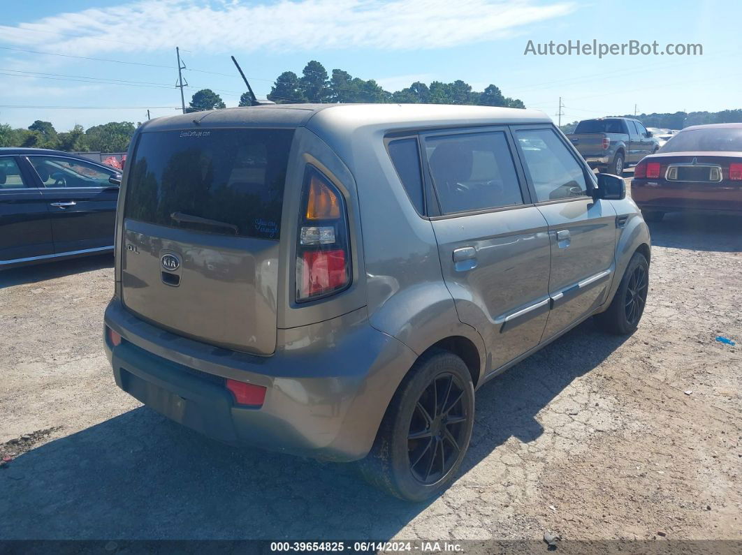 2010 Kia Soul + Серый vin: KNDJT2A27A7166354