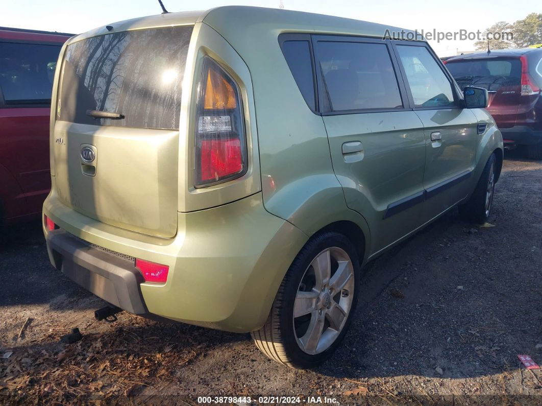 2010 Kia Soul ! Green vin: KNDJT2A27A7174616