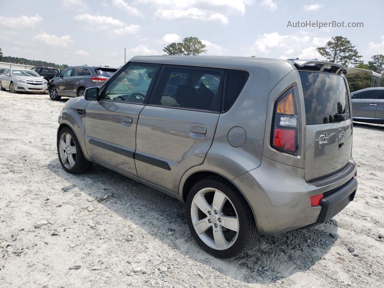 2010 Kia Soul + Серый vin: KNDJT2A27A7176799