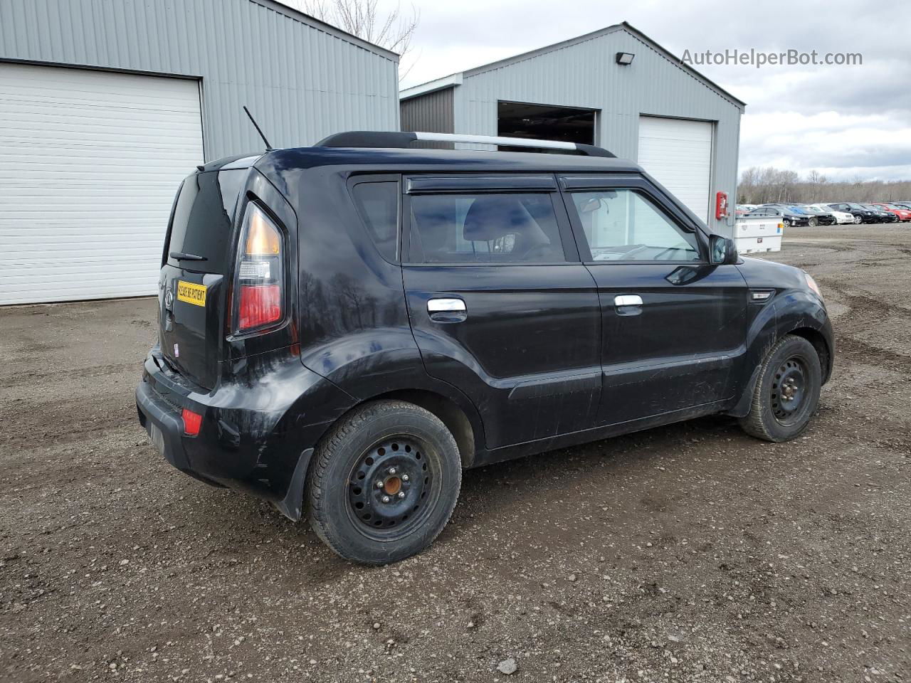 2010 Kia Soul + Black vin: KNDJT2A27A7186698