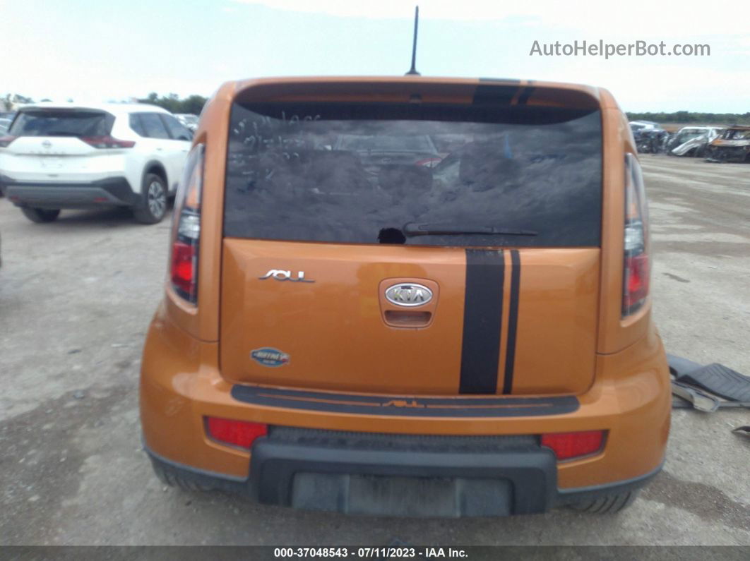 2010 Kia Soul + Orange vin: KNDJT2A28A7102548