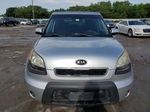 2010 Kia Soul + Серебряный vin: KNDJT2A28A7106664