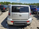 2010 Kia Soul + Silver vin: KNDJT2A28A7112349