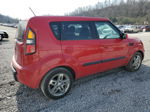 2010 Kia Soul + Красный vin: KNDJT2A28A7114988