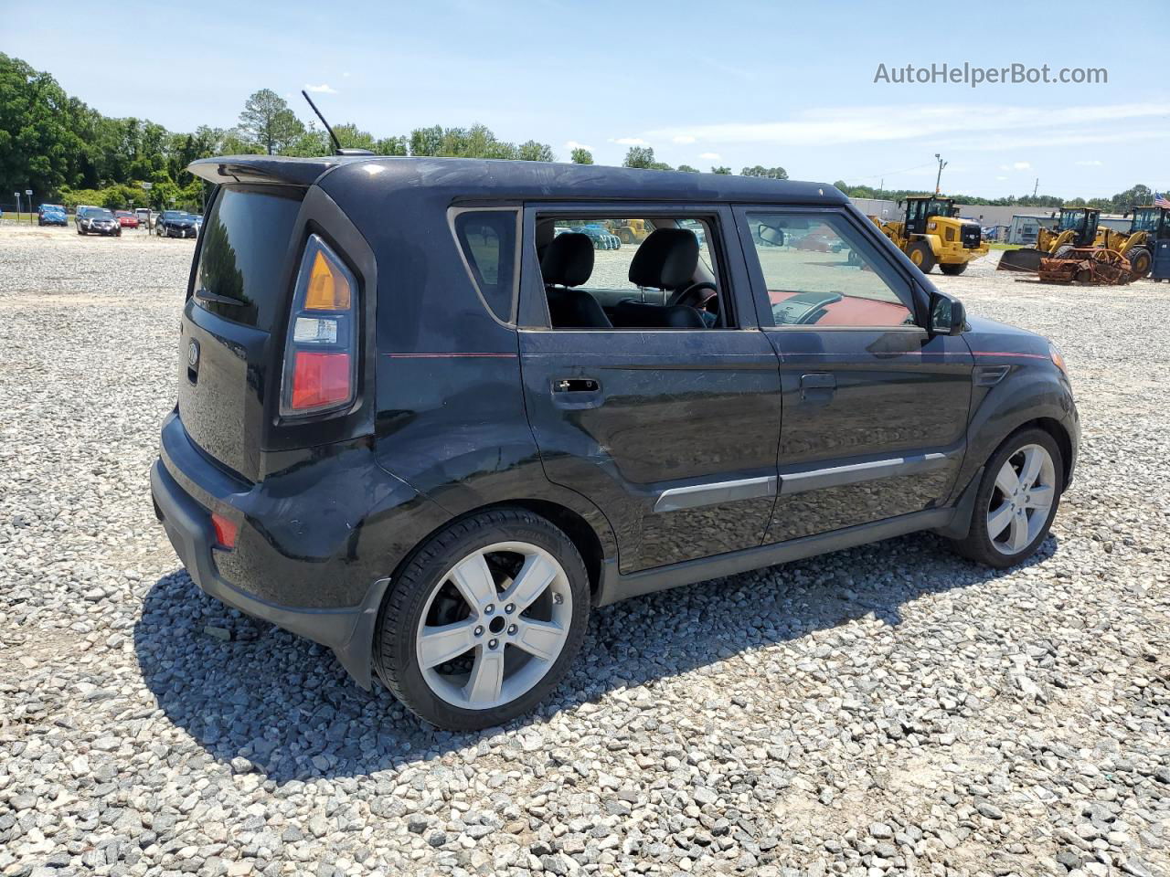 2010 Kia Soul + Black vin: KNDJT2A28A7135808