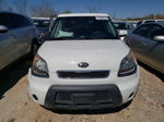 2010 Kia Soul + White vin: KNDJT2A28A7161616