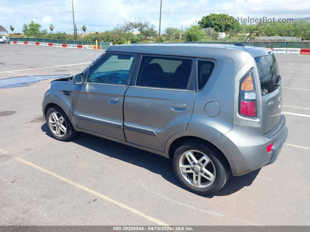 2010 Kia Soul + Gray vin: KNDJT2A28A7192414