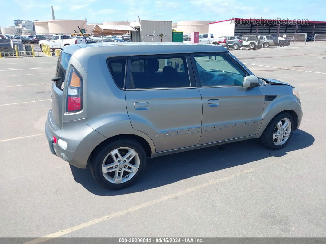 2010 Kia Soul + Gray vin: KNDJT2A28A7192414