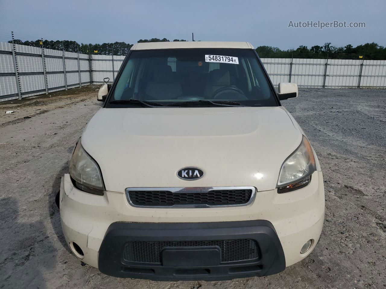 2010 Kia Soul + White vin: KNDJT2A29A7059208