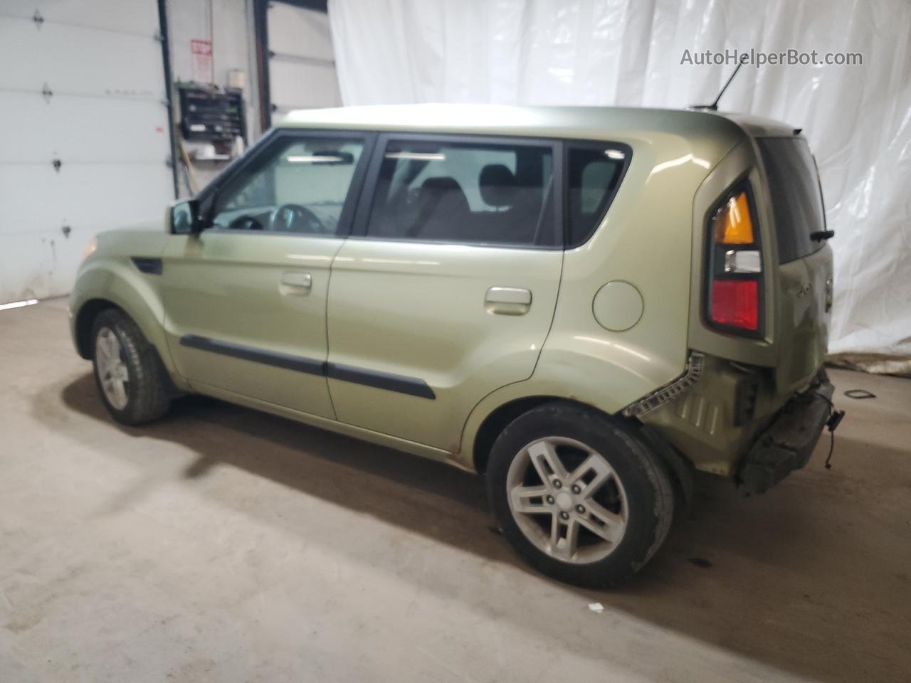 2010 Kia Soul + Зеленый vin: KNDJT2A29A7068412