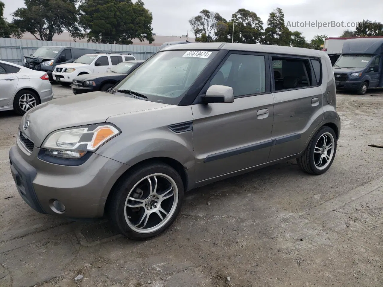 2010 Kia Soul + Gray vin: KNDJT2A29A7095187