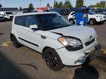 2010 Kia Soul + White vin: KNDJT2A29A7170888