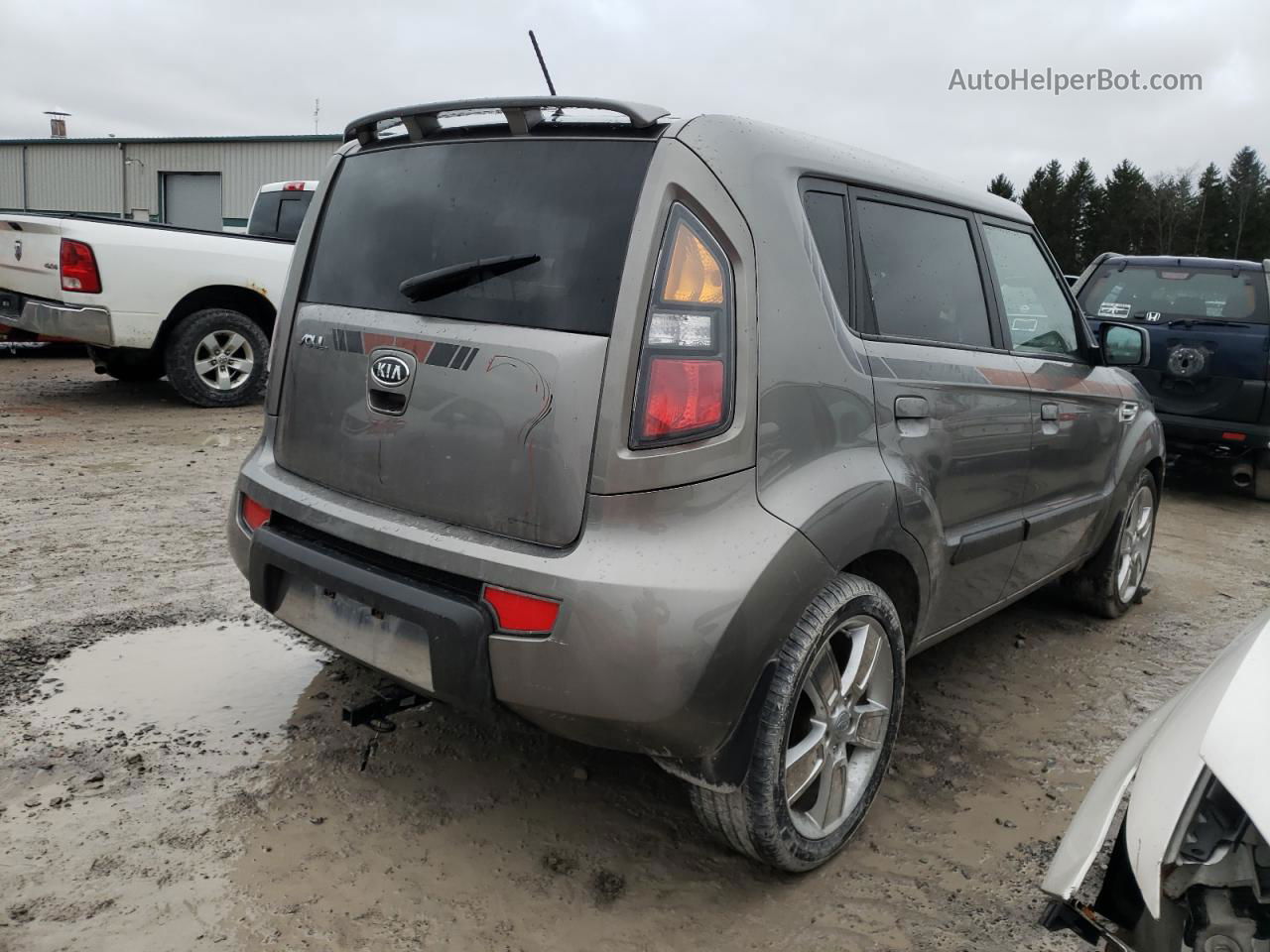 2010 Kia Soul + Gray vin: KNDJT2A29A7175766