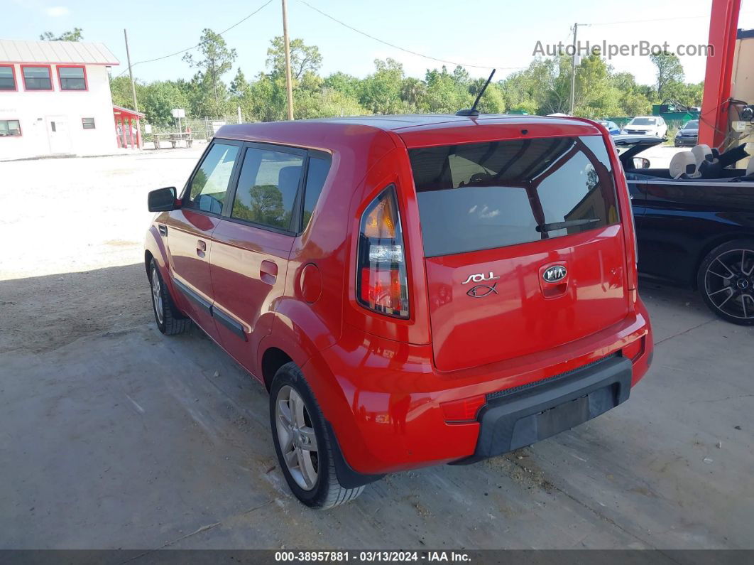 2010 Kia Soul + Red vin: KNDJT2A29A7178537