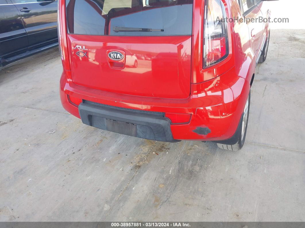 2010 Kia Soul + Red vin: KNDJT2A29A7178537