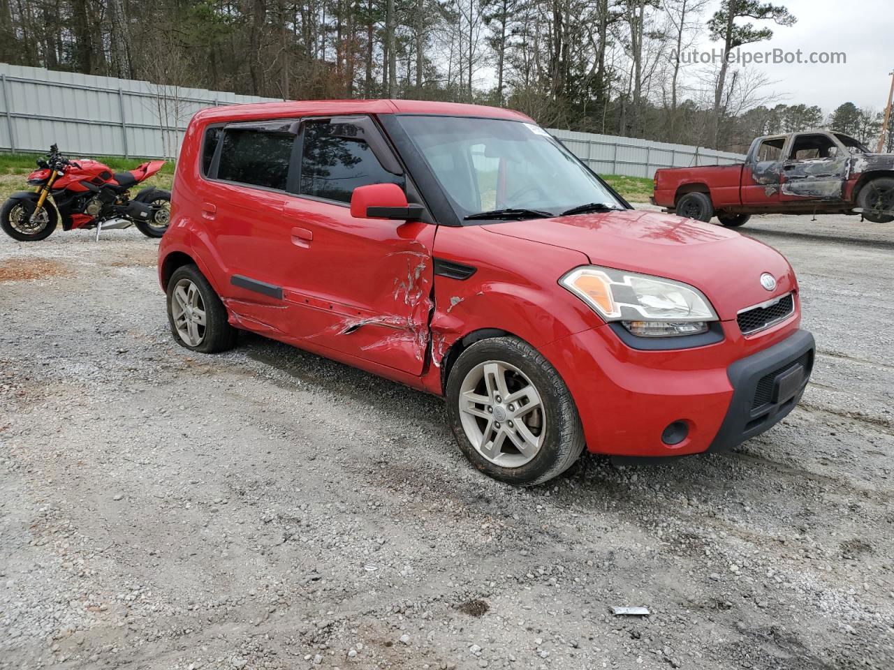 2010 Kia Soul + Красный vin: KNDJT2A2XA7105063