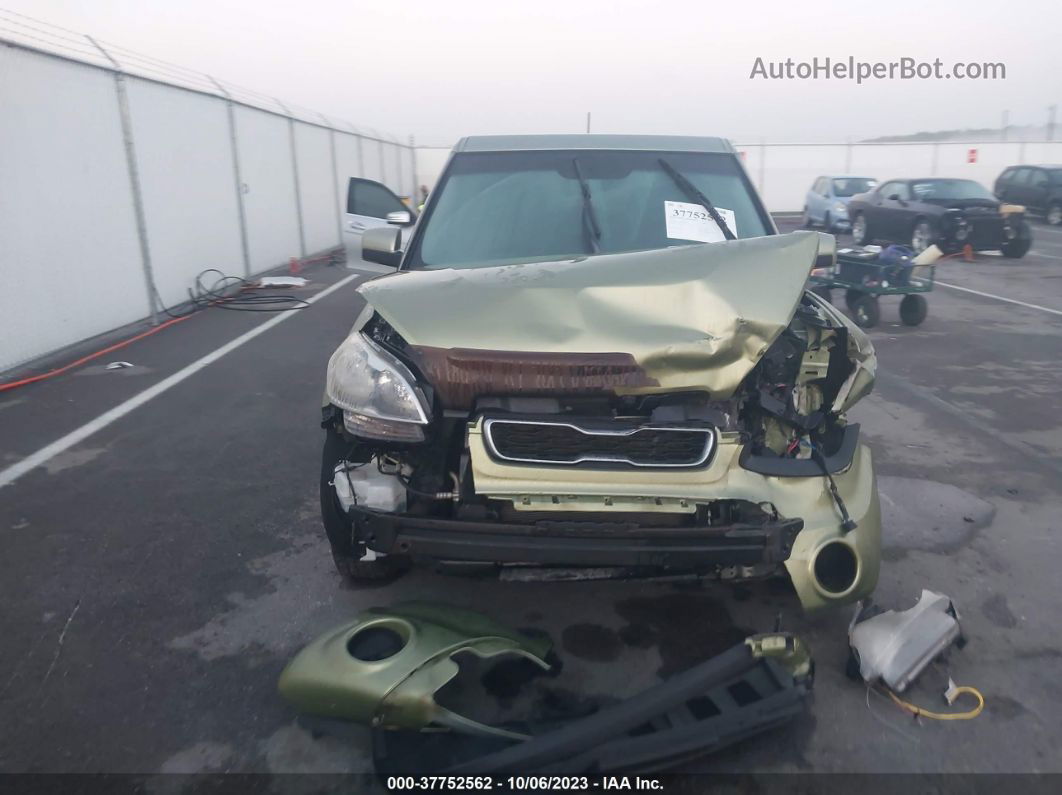 2012 Kia Soul Base Green vin: KNDJT2A50C7450812