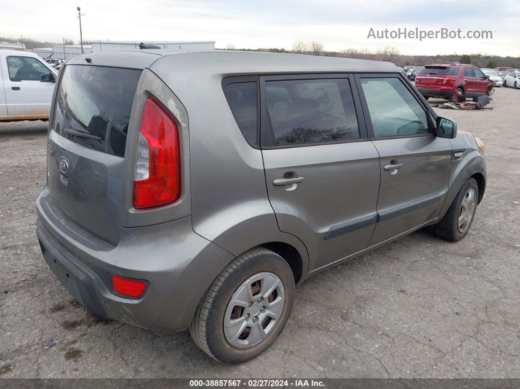 2013 Kia Soul   Silver vin: KNDJT2A50D7504403