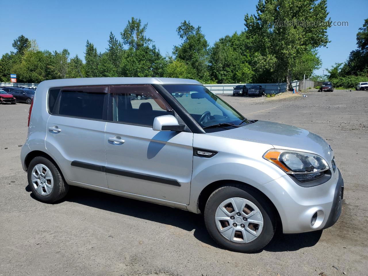 2013 Kia Soul  Silver vin: KNDJT2A50D7568179