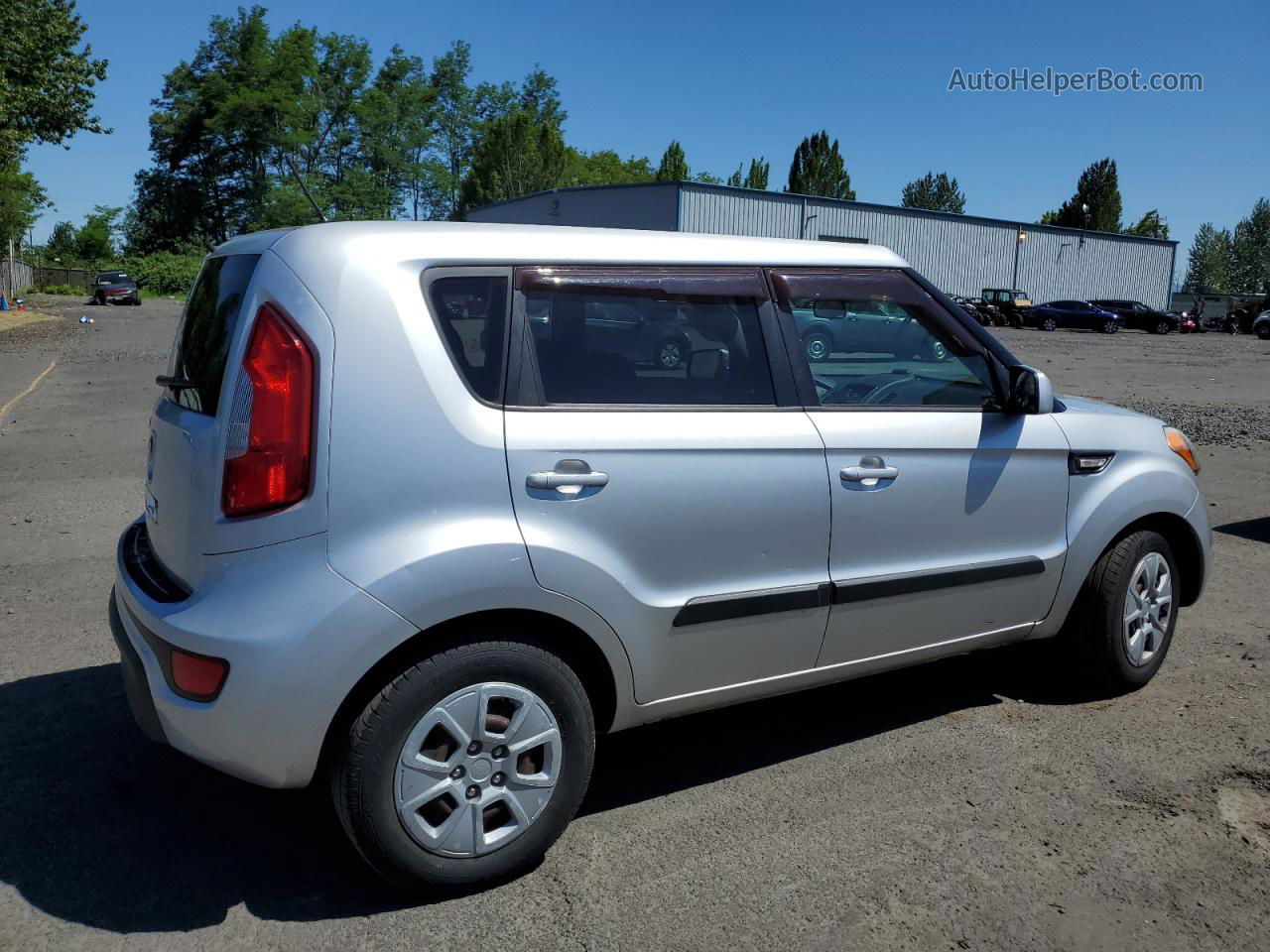 2013 Kia Soul  Silver vin: KNDJT2A50D7568179