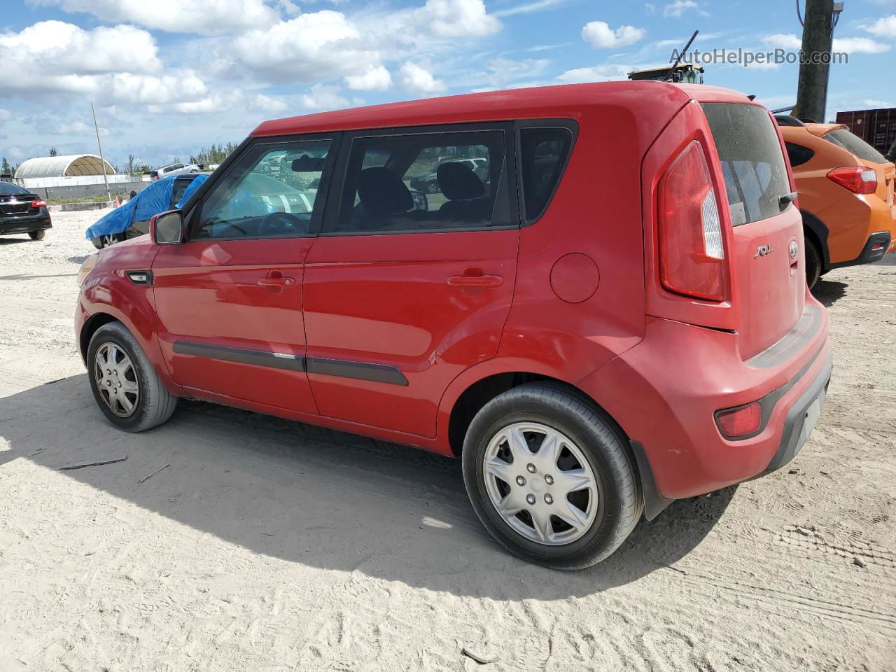 2013 Kia Soul  Красный vin: KNDJT2A50D7572264