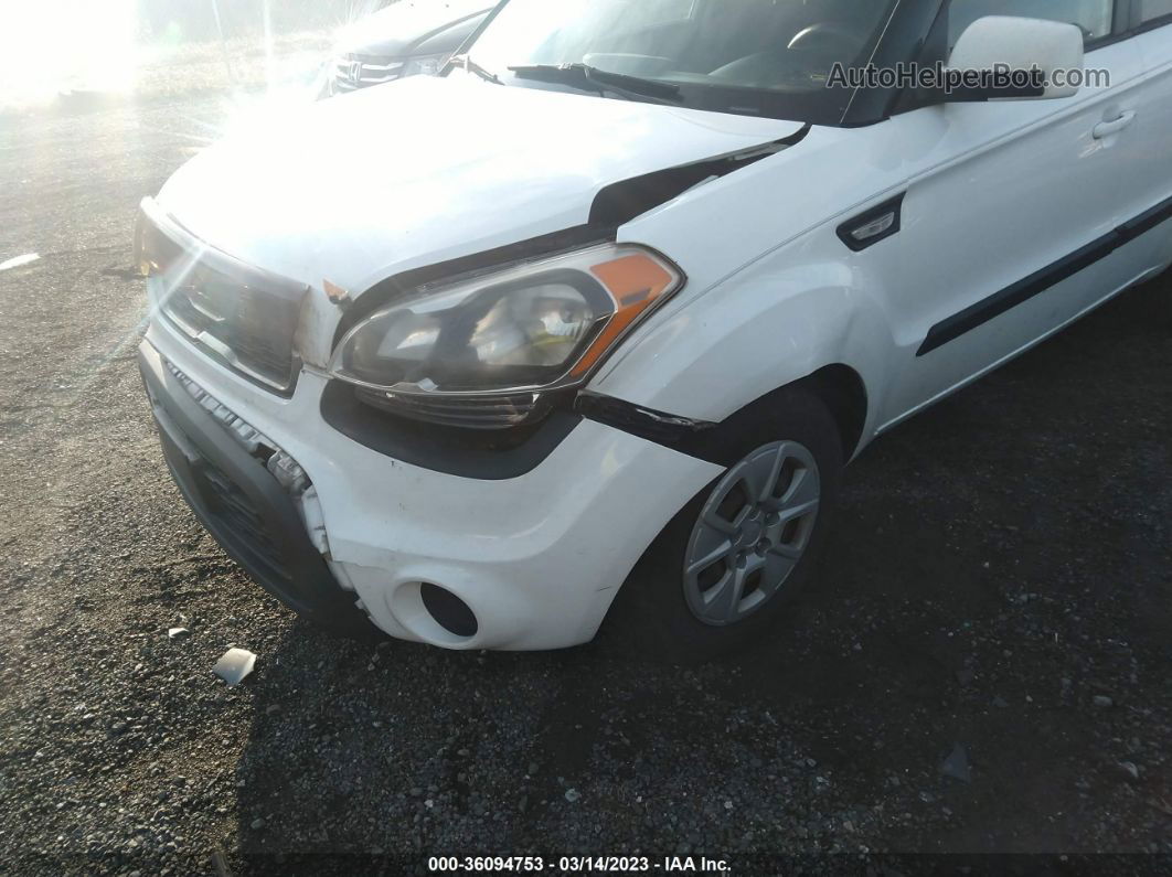 2013 Kia Soul White vin: KNDJT2A50D7777521