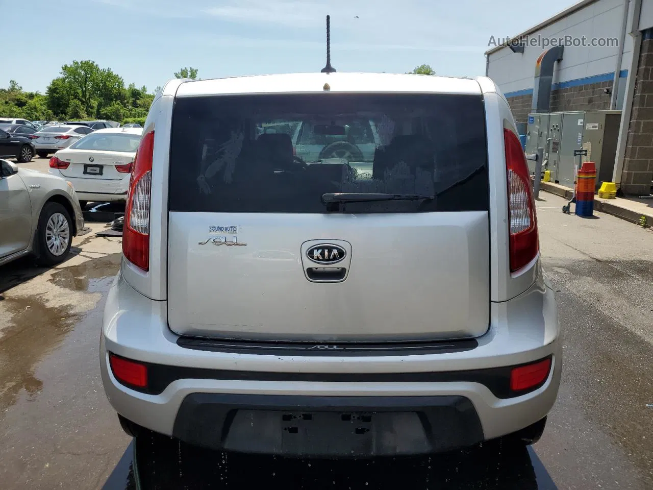 2012 Kia Soul  Silver vin: KNDJT2A51C7410884