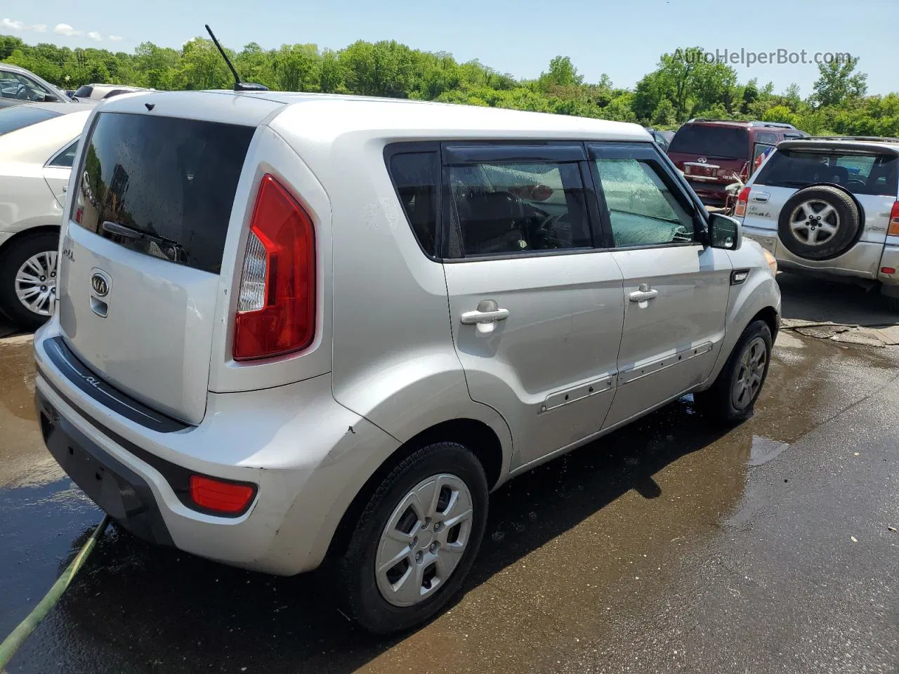 2012 Kia Soul  Silver vin: KNDJT2A51C7410884