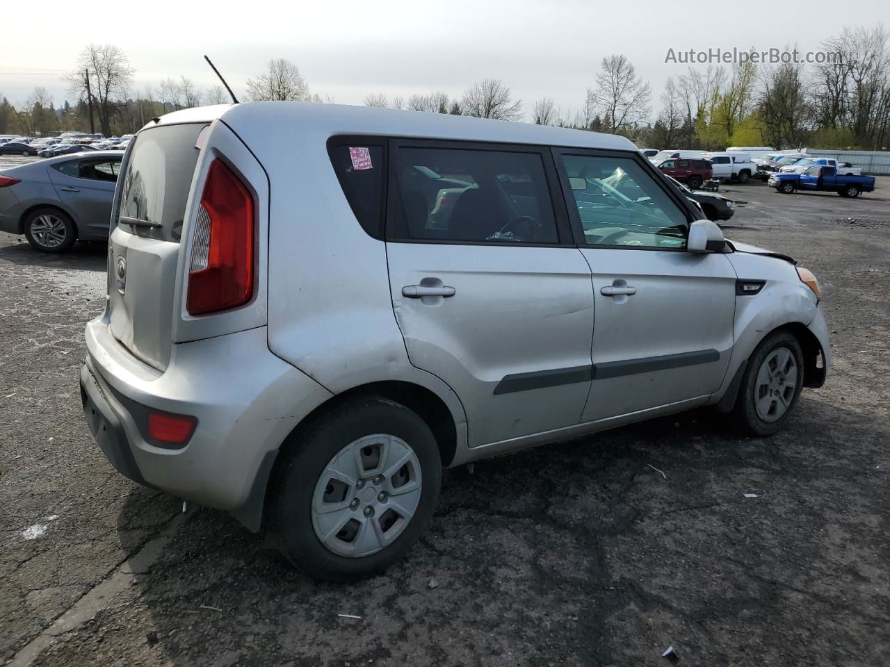 2013 Kia Soul  Silver vin: KNDJT2A51D7580213