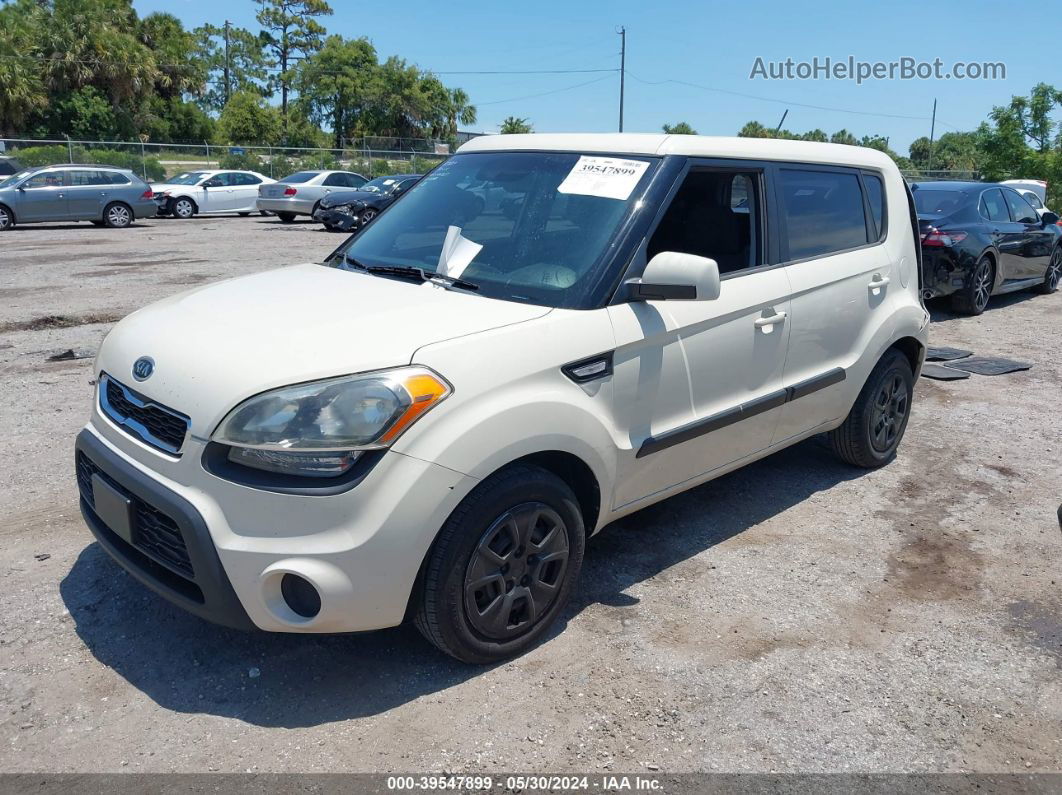 2012 Kia Soul   Cream vin: KNDJT2A52C7421098