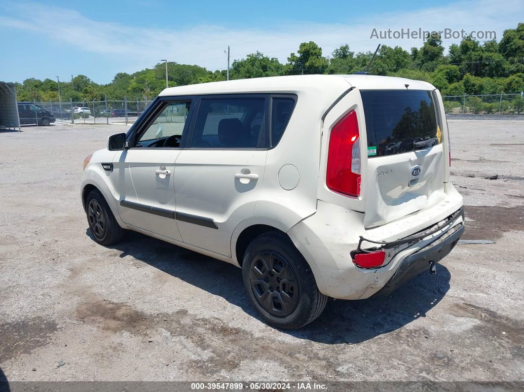 2012 Kia Soul   Cream vin: KNDJT2A52C7421098