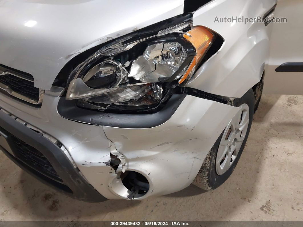 2012 Kia Soul   Silver vin: KNDJT2A52C7424518