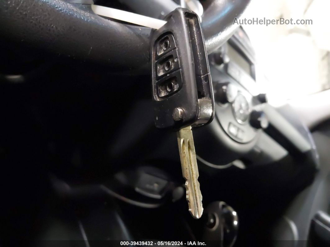 2012 Kia Soul   Silver vin: KNDJT2A52C7424518