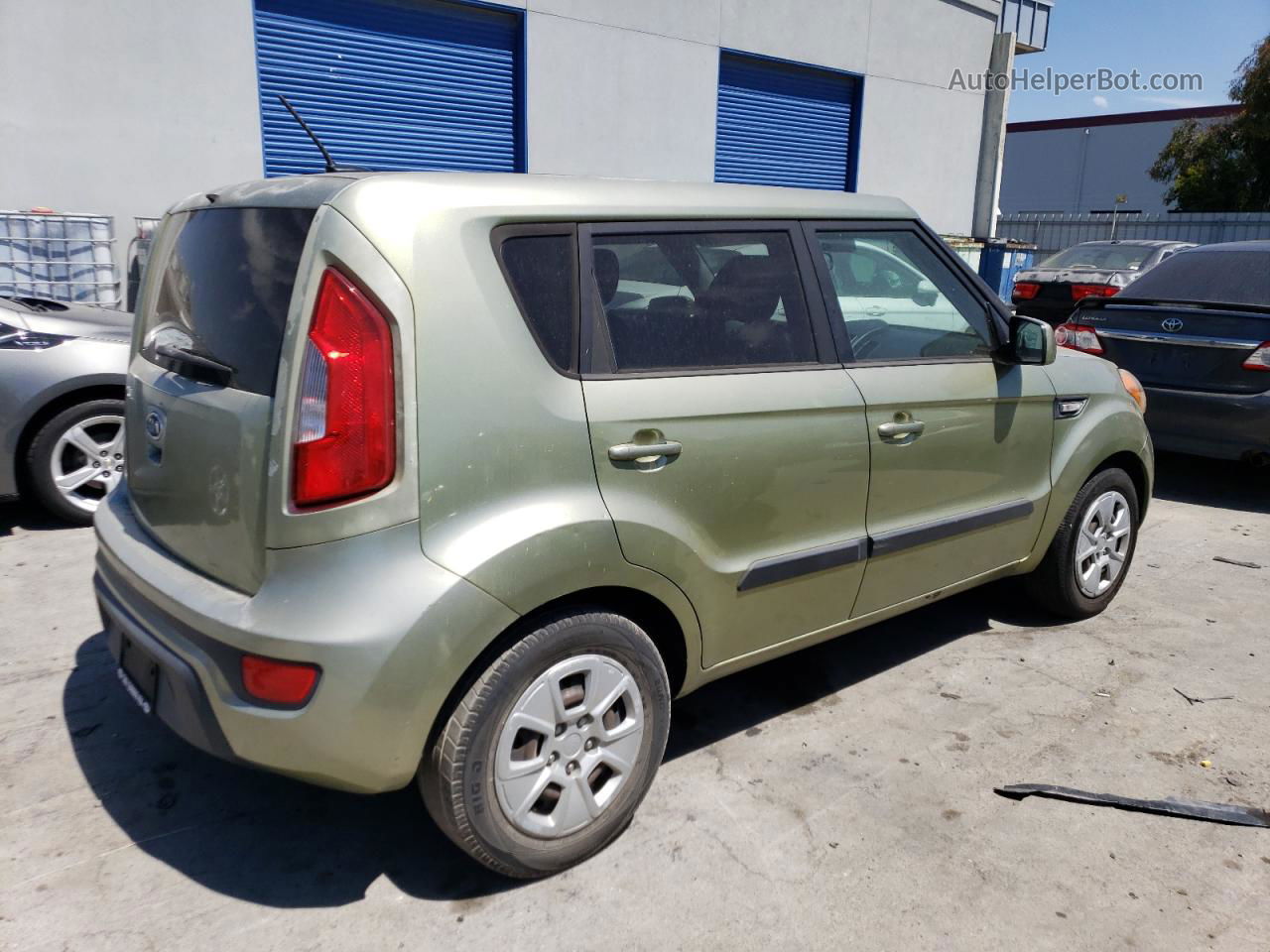 2012 Kia Soul  Green vin: KNDJT2A52C7450858