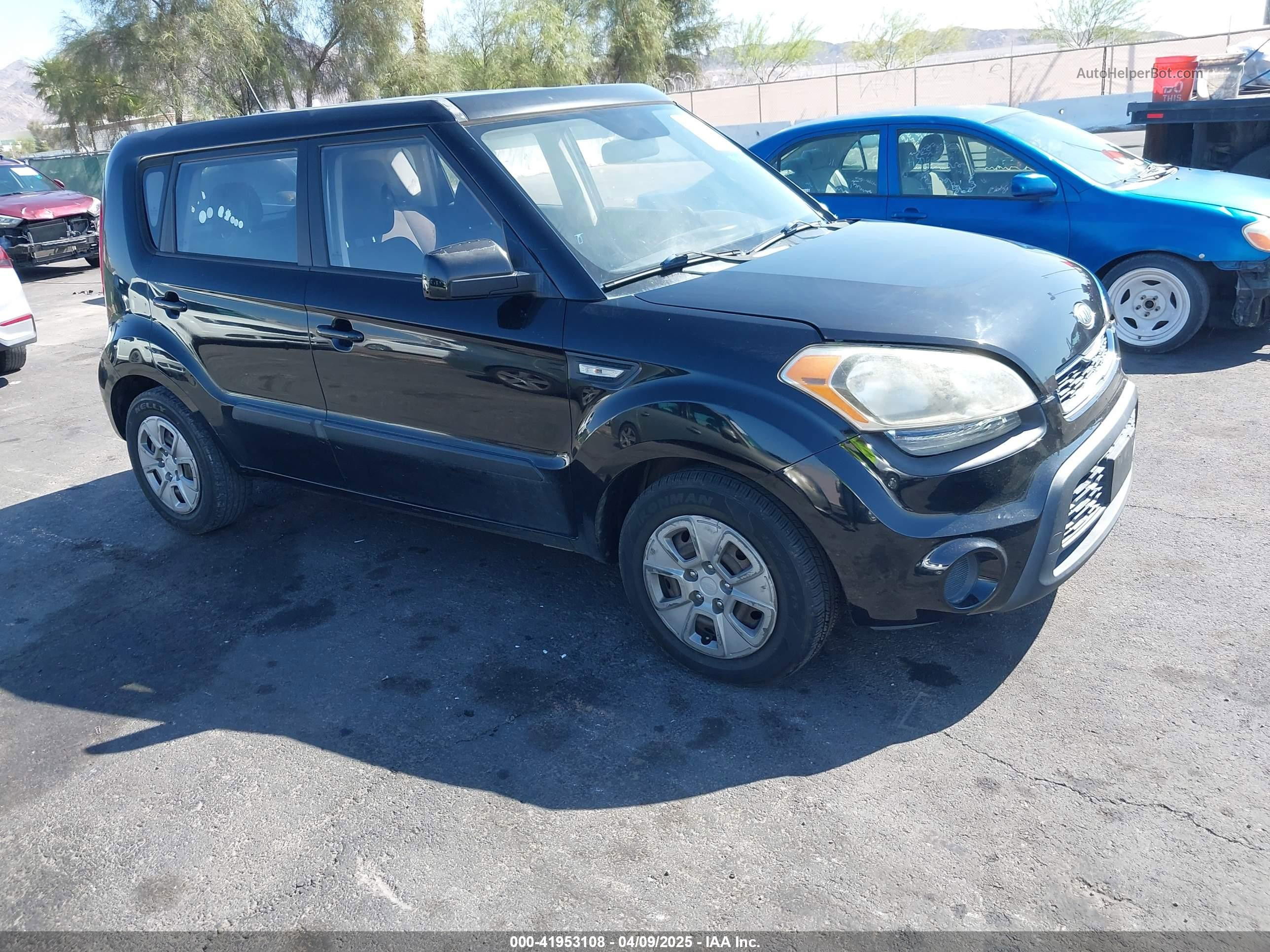 2012 Kia Soul   Black vin: KNDJT2A52C7743482