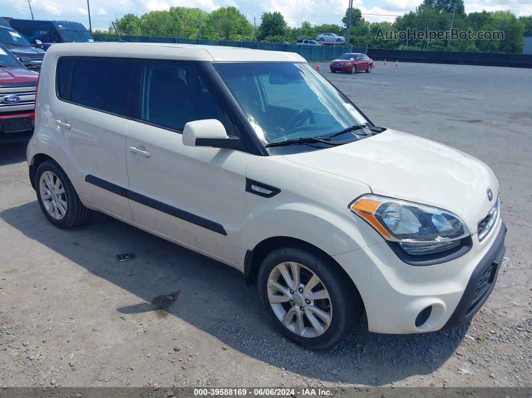 2013 Kia Soul   Желто-коричневый vin: KNDJT2A52D7549522