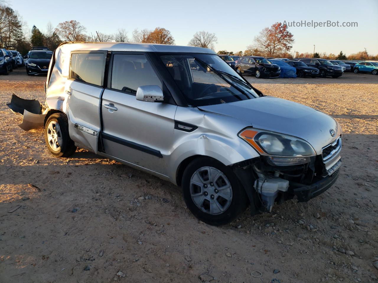 2012 Kia Soul  Silver vin: KNDJT2A53C7454546