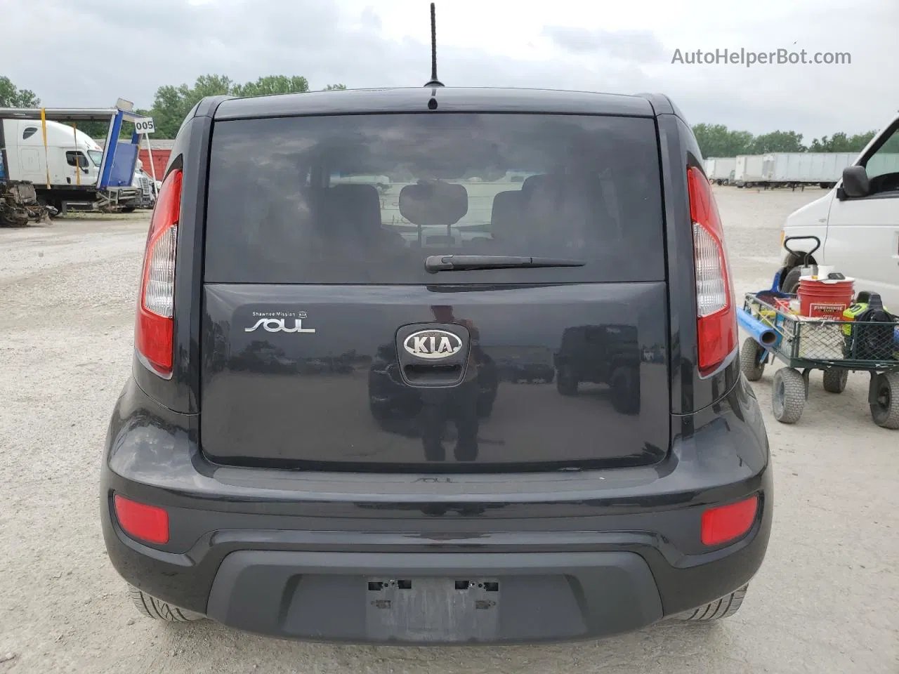 2013 Kia Soul  Black vin: KNDJT2A53D7498919