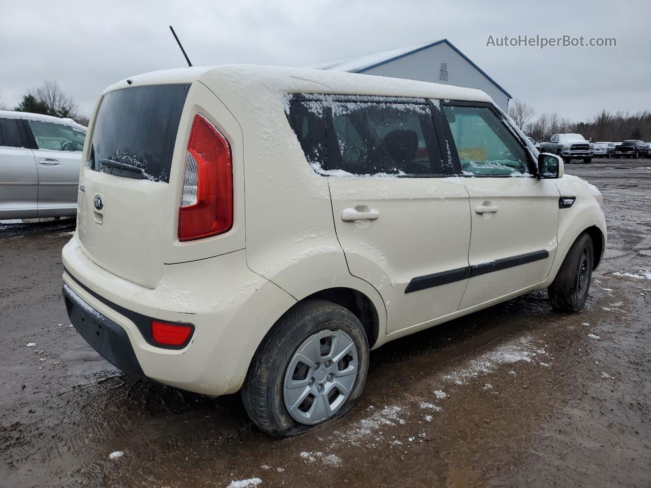 2013 Kia Soul White vin: KNDJT2A53D7516156